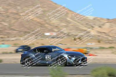 media/Oct-01-2022-Team Topak Racing (Sat) [[f860fb51be]]/2-Inter Low 2/session 2 turn 11/